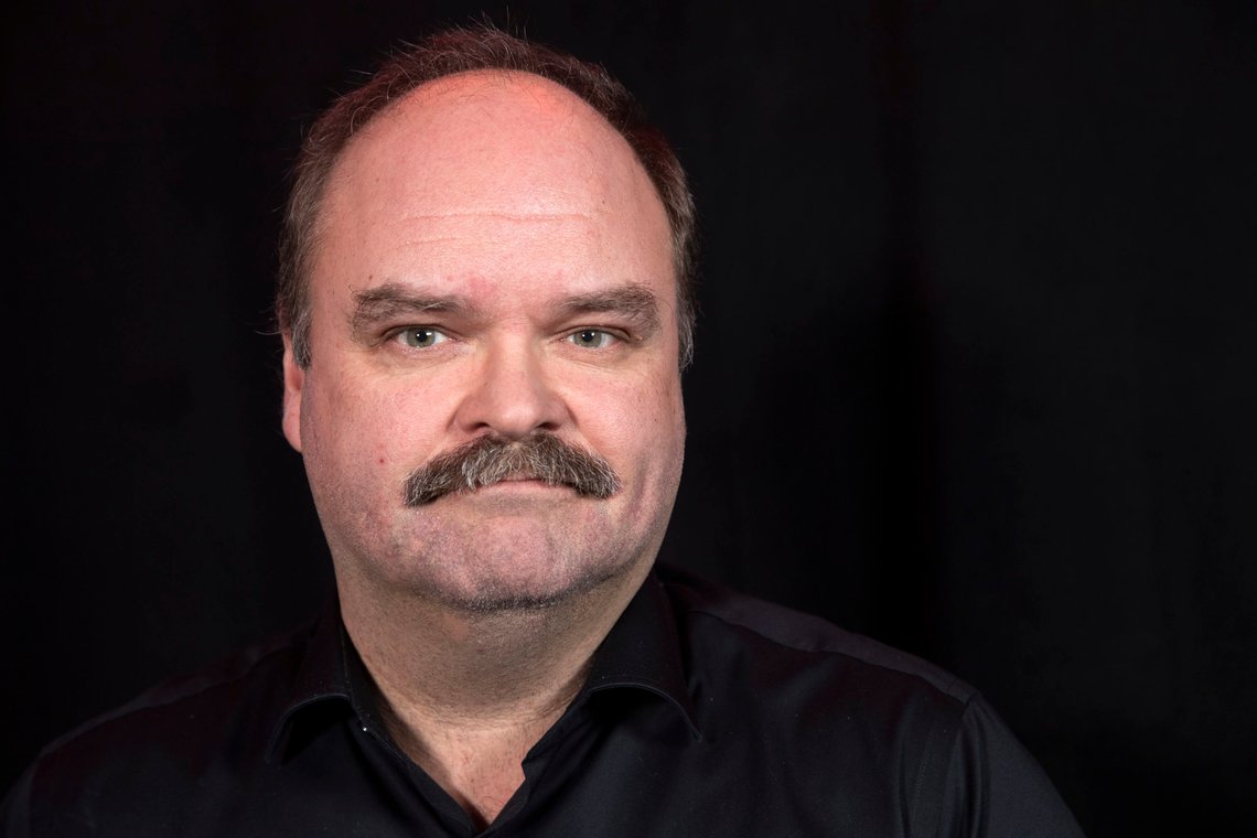Atle Antonsen m ener NRKs fremstilling av den henlagte straffesaken mot ham i «Arena» og i nyhetsinnslaget på Nyhetsmorgen, er i strid med seks punkter i Vær varsom-plakaten (VVP). Foto: Terje Bendiksby / NTB Atle Antonsen m ener NRKs fremstilling av den henlagte straffesaken mot ham i «Arena» og i nyhetsinnslaget på Nyhetsmorgen, er i strid med seks punkter i Vær varsom-plakaten (VVP). Foto: Terje Bendiksby / NTB