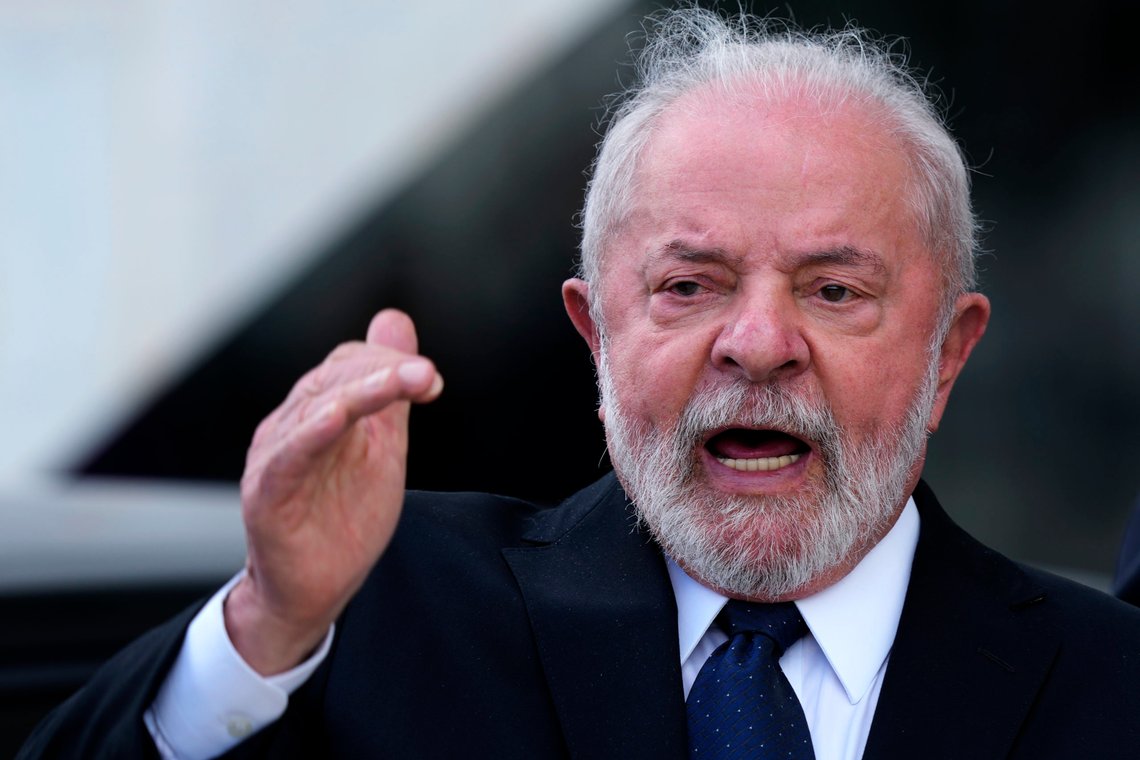 Brazil's President Luiz Inacio Lula da Silva speaks during his visit to the Brazilian Navy Command, in Brasilia, Brazil, Wednesday, March 15, 2023. (AP Photo/Eraldo Peres) Brazil's President Luiz Inacio Lula da Silva speaks during his visit to the Brazilian Navy Command, in Brasilia, Brazil, Wednesday, March 15, 2023. (AP Photo/Eraldo Peres)