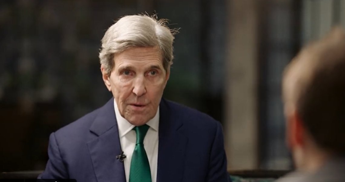 USAs klimautsending John Kerry i intervju med Ben Adler i Yahoo News. Stillbilde Yahoo News USAs klimautsending John Kerry i intervju med Ben Adler i Yahoo News. Stillbilde Yahoo News