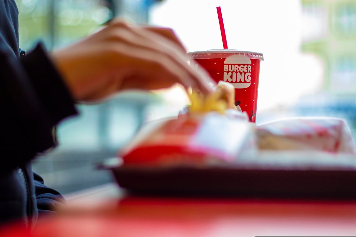 Burger King hevder de plantebaserte burgerne sine var en suksess, men innrømmer at besøket gikk ned på nattestid og de vil ikke svare på om de vil gjøre noe tilsvarende igjen. Illustrasjonsbilde: uluer servet yüce fra Pixabay Burger King hevder de plantebaserte burgerne sine var en suksess, men innrømmer at besøket gikk ned på nattestid og de vil ikke svare på om de vil gjøre noe tilsvarende igjen. Illustrasjonsbilde: uluer servet yüce fra Pixabay