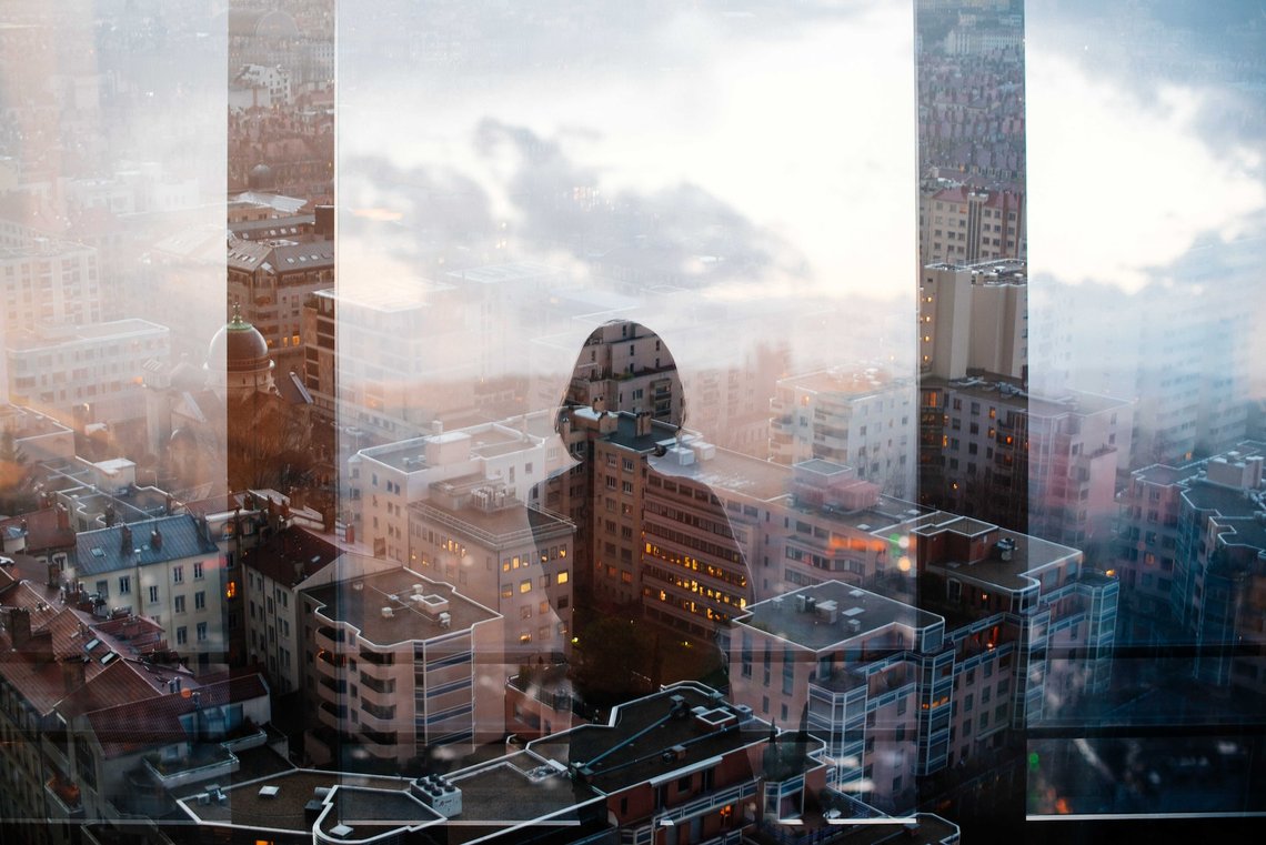 Hikikomori er jevnt fordelt mellom kjønnene med en svak overvekt av kvinner. Illustrasjonsfoto: Etienne Boulanger, Unsplash Hikikomori er jevnt fordelt mellom kjønnene med en svak overvekt av kvinner. Illustrasjonsfoto: Etienne Boulanger, Unsplash