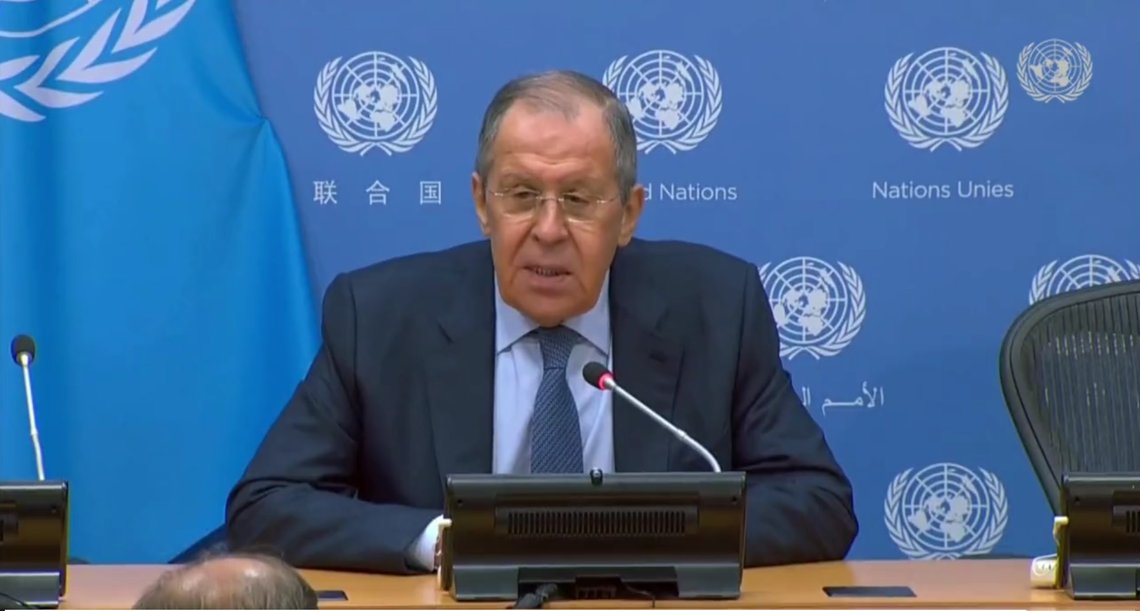 Russlands mangeårige utenriksminister Sergej Lavrov tok overraskende opp Tucker Carlsons avgang fra Fox News i sin tale til Sikkerhetsrådet, tirsdag. Skjermdump: Twitter Russlands mangeårige utenriksminister Sergej Lavrov tok overraskende opp Tucker Carlsons avgang fra Fox News i sin tale til Sikkerhetsrådet, tirsdag. Skjermdump: Twitter