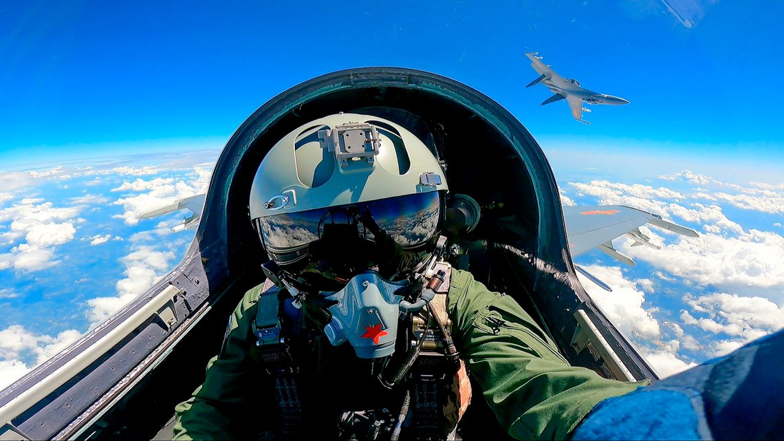 Kinesiske jagerfly i aksjon i nærheten av Taiwan, 9. april i år. Foto: Mei Shaoquan /Xinhua/ AP/ NTB Kinesiske jagerfly i aksjon i nærheten av Taiwan, 9. april i år. Foto: Mei Shaoquan /Xinhua/ AP/ NTB