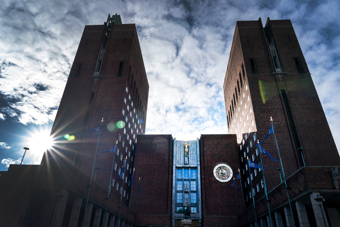 Oslo rådhus er en kommunal bygning i Oslo som huser bystyret, byrådet og visse andre kommunale organer
Foto: Gorm Kallestad / NTB Oslo rådhus er en kommunal bygning i Oslo som huser bystyret, byrådet og visse andre kommunale organer
Foto: Gorm Kallestad / NTB