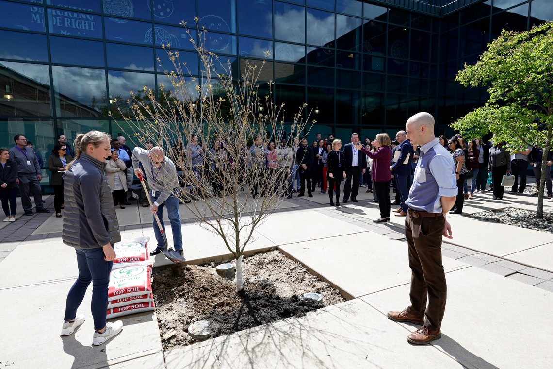 IMAGE DISTRIBUTED FOR MONDELEZ INTERNATIONAL - Mondelēz International employees who are part of the company's Sustainability Green Team at the new Global Research & Development (R&D) Innovation Center in Whippany, NJ helped commemorate the grand opening by planting a tree in the facility's courtyard on Monday, May 1, 2023 in Whippany, N.J. With an investment of nearly $50 million and with sustainability in mind, the site will be an Innovation hub for Mondelēz International as it further expands technologies and capabilities for consumer-loved snacks, including OREO cookies, Ritz crackers and Sour Patch Kids candies, in the U.S. and around the world. (Adam Hunger/AP Images for Mondelēz International) IMAGE DISTRIBUTED FOR MONDELEZ INTERNATIONAL - Mondelēz International employees who are part of the company's Sustainability Green Team at the new Global Research & Development (R&D) Innovation Center in Whippany, NJ helped commemorate the grand opening by planting a tree in the facility's courtyard on Monday, May 1, 2023 in Whippany, N.J. With an investment of nearly $50 million and with sustainability in mind, the site will be an Innovation hub for Mondelēz International as it further expands technologies and capabilities for consumer-loved snacks, including OREO cookies, Ritz crackers and Sour Patch Kids candies, in the U.S. and around the world. (Adam Hunger/AP Images for Mondelēz International)