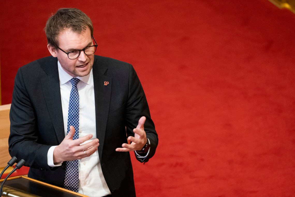 Kjell Ingolf Ropstad (KrF) mener det må tas hensyn til muslimer og jøder i norske fengsler angående deres matkrav.
Foto: Terje Pedersen / NTB Kjell Ingolf Ropstad (KrF) mener det må tas hensyn til muslimer og jøder i norske fengsler angående deres matkrav.
Foto: Terje Pedersen / NTB