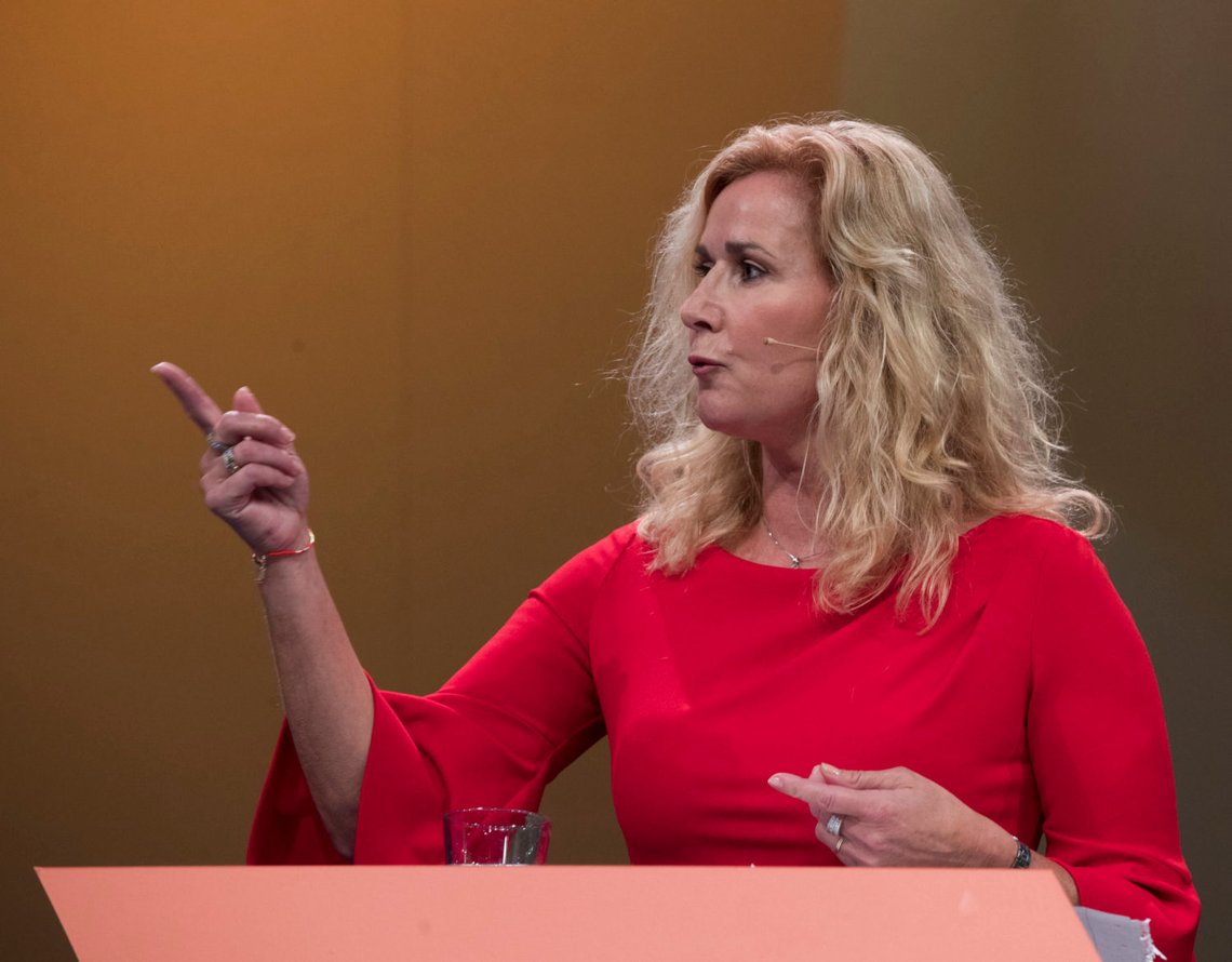 Karita Bekkemellem føyer seg inn i rekken av de som kritiserer Støre.
Foto: Terje Pedersen / NTB Karita Bekkemellem føyer seg inn i rekken av de som kritiserer Støre.
Foto: Terje Pedersen / NTB