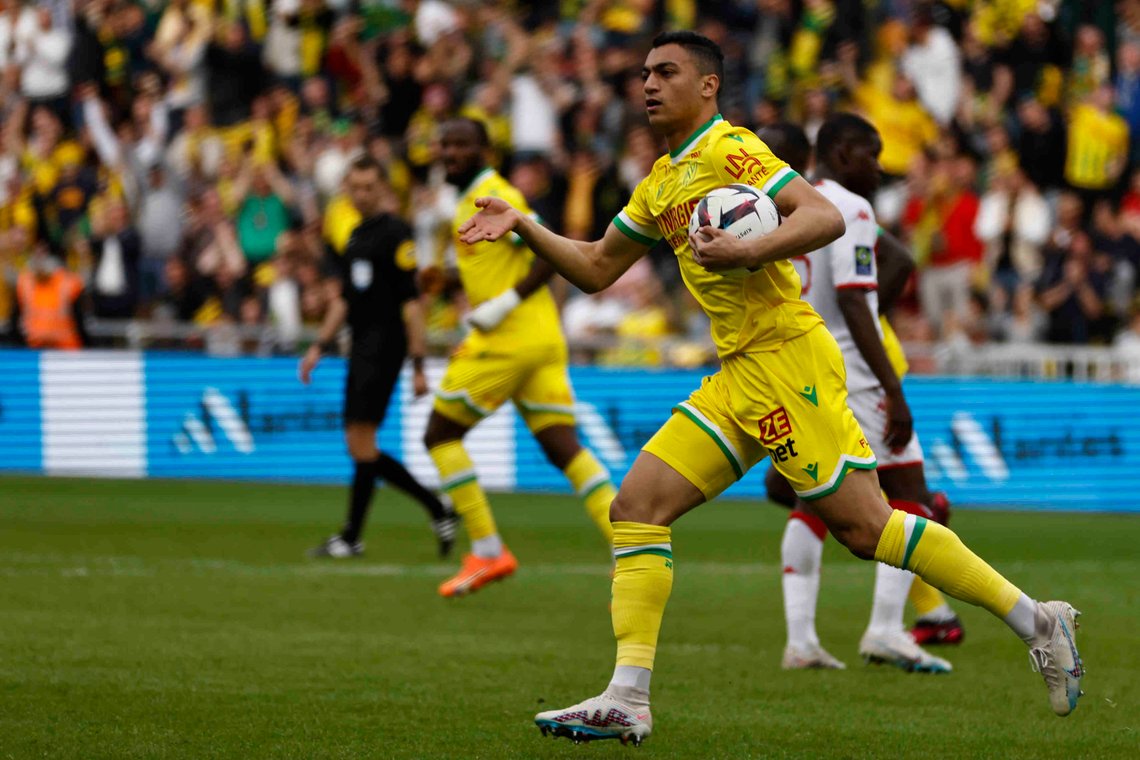 Mostafa Mohamed straffes økonomisk etter at han nektet å spille Nantes kamp mot Toulouse søndag. Foto: Jeremias Gonzalez, File / AP / NTB Mostafa Mohamed straffes økonomisk etter at han nektet å spille Nantes kamp mot Toulouse søndag. Foto: Jeremias Gonzalez, File / AP / NTB