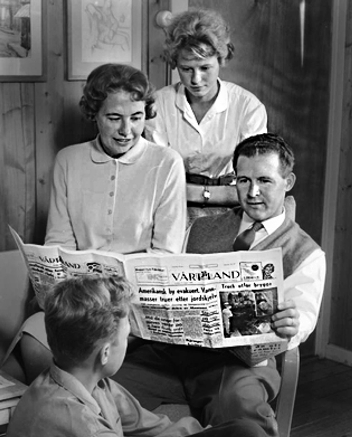 Familieavis – harmoni anno 1959. Foto: Wikimedia Commons. Byhistorisk samling. Oslo Museum. Atelier Rude. Familieavis – harmoni anno 1959. Foto: Wikimedia Commons. Byhistorisk samling. Oslo Museum. Atelier Rude.
