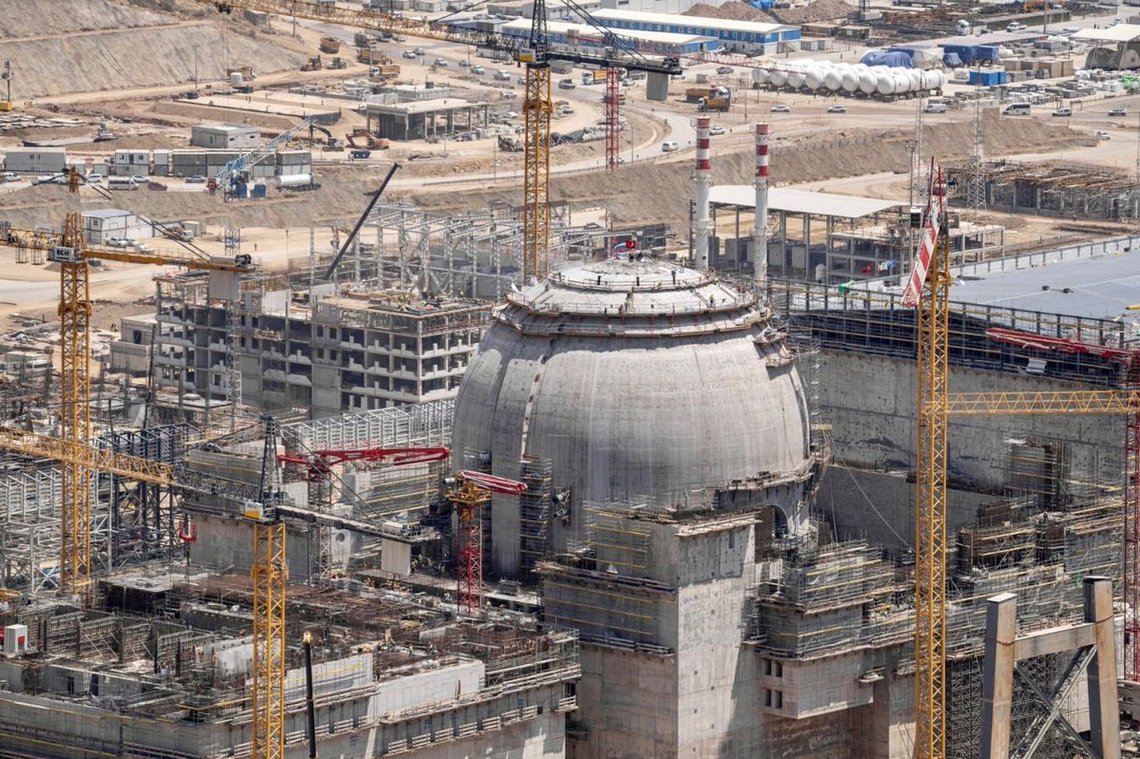 Atomkraftverket i Akkuyu ligger i strandkanten rett nord for Kypros. Foto fra Twitter Atomkraftverket i Akkuyu ligger i strandkanten rett nord for Kypros. Foto fra Twitter