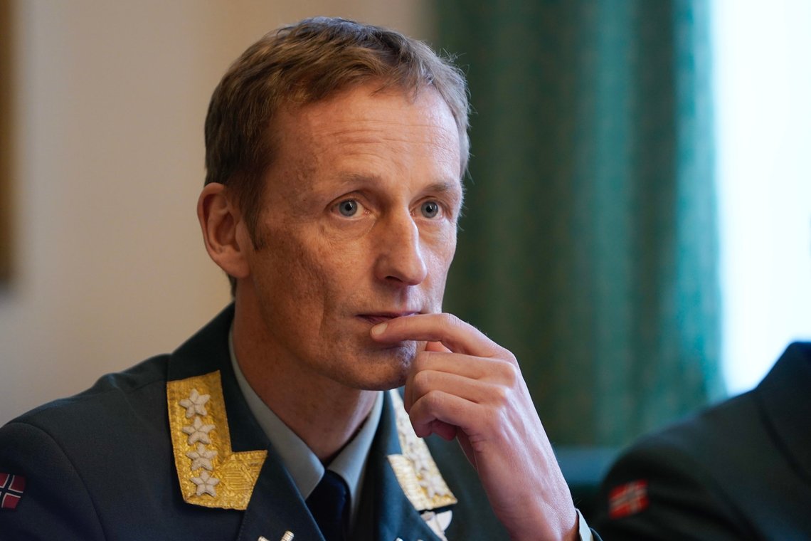 Oslo 20230320.
Forsvarsjef Eirik Johan Kristoffersen med et statusmøte om arbeidet mot mobbing og trakassering i Forsvaret.
Foto: Terje Pedersen / NTB Oslo 20230320.
Forsvarsjef Eirik Johan Kristoffersen med et statusmøte om arbeidet mot mobbing og trakassering i Forsvaret.
Foto: Terje Pedersen / NTB
