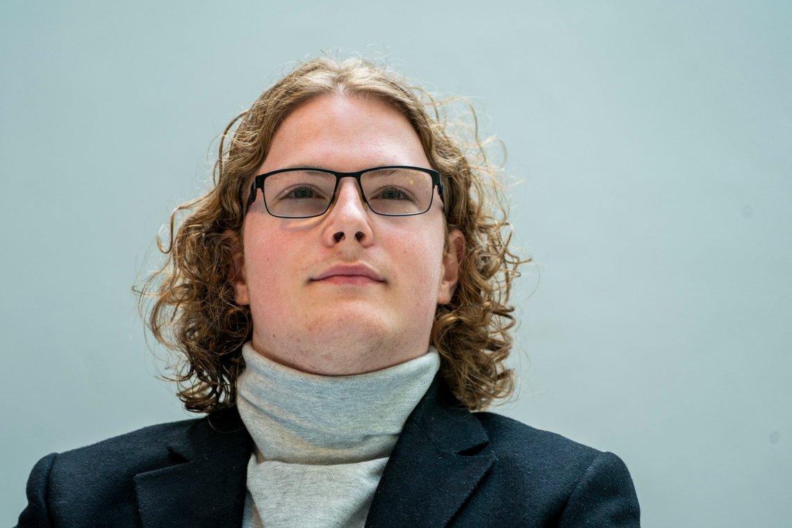 Leder i Unge Sentrum Simen Bondevik er woke og stolt av det.
Foto: Terje Pedersen / NTB Leder i Unge Sentrum Simen Bondevik er woke og stolt av det.
Foto: Terje Pedersen / NTB