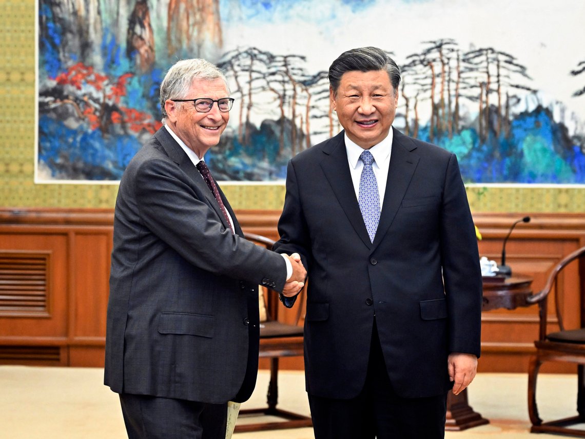 Kinas president Xi Jinping kaller Bill Gates for sin amerikanske venn. Foto: Yin Bogu / Xinhua via AP / NTB Kinas president Xi Jinping kaller Bill Gates for sin amerikanske venn. Foto: Yin Bogu / Xinhua via AP / NTB