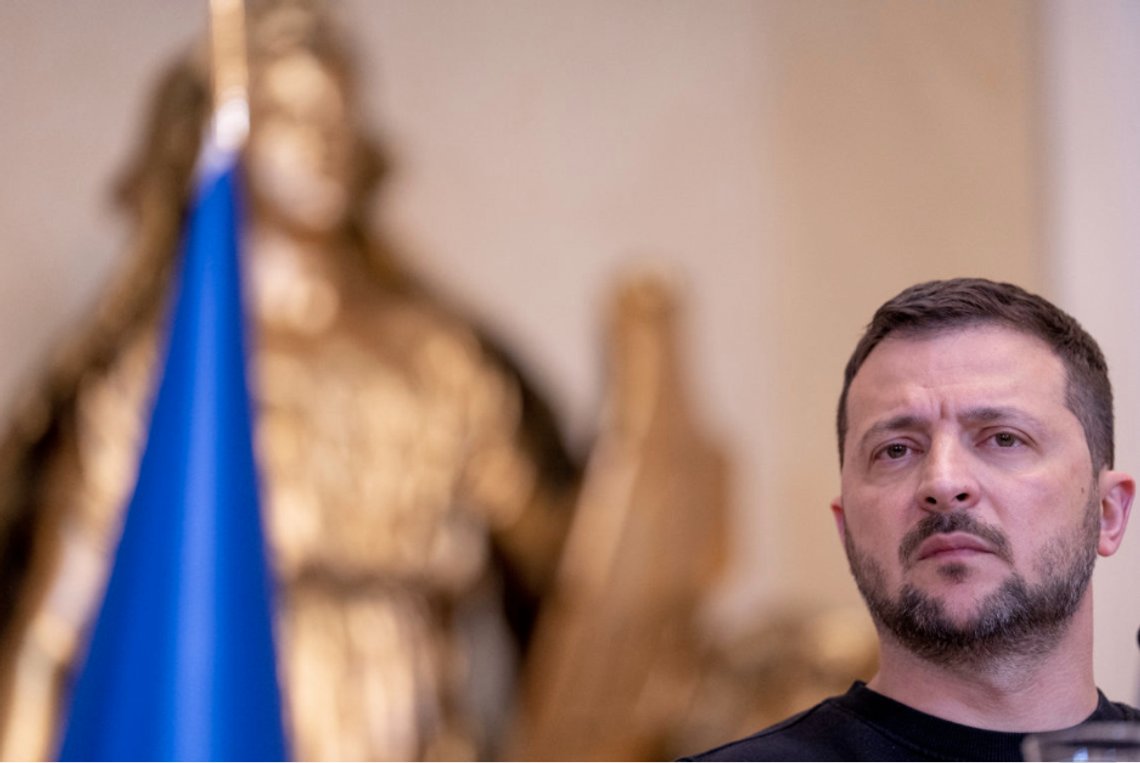 Ukrainas president Volodymyr Zelenskyj bekrefter at den lenge varslede ukrainske offensiven er i gang. Foto: Javad Parsa / NTB Ukrainas president Volodymyr Zelenskyj bekrefter at den lenge varslede ukrainske offensiven er i gang. Foto: Javad Parsa / NTB