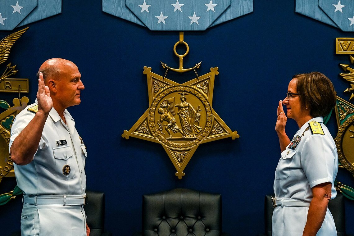 Admiral Lisa Franchetti blir trolig ny sjef for USAs marine. Foto: Wikipedia Admiral Lisa Franchetti blir trolig ny sjef for USAs marine. Foto: Wikipedia