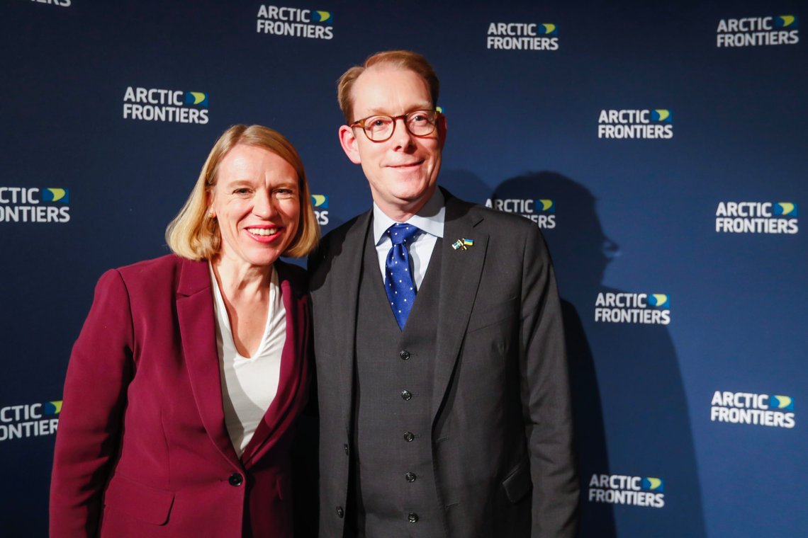 Tromsø 20230131.
Utenriksminister Anniken Huitfeldt og Sveriges utenriksminister Tobias Billström, på den internasjonale konferansen om bærekraftig utvikling i Arktis, Arctic Frontiers, i Tromsø.
Foto: Rune Stoltz Bertinussen / NTB Tromsø 20230131.
Utenriksminister Anniken Huitfeldt og Sveriges utenriksminister Tobias Billström, på den internasjonale konferansen om bærekraftig utvikling i Arktis, Arctic Frontiers, i Tromsø.
Foto: Rune Stoltz Bertinussen / NTB