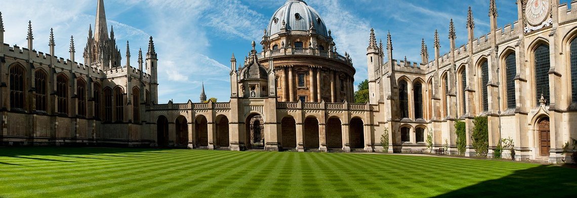 Å studere ved Oxford er drømmen for mange unge briter. Men det hjelper ikke å slippe inn, hvis du ikke har kunnskapsnivået som behøves for å gjennomføre. Foto: Oxford University Å studere ved Oxford er drømmen for mange unge briter. Men det hjelper ikke å slippe inn, hvis du ikke har kunnskapsnivået som behøves for å gjennomføre. Foto: Oxford University