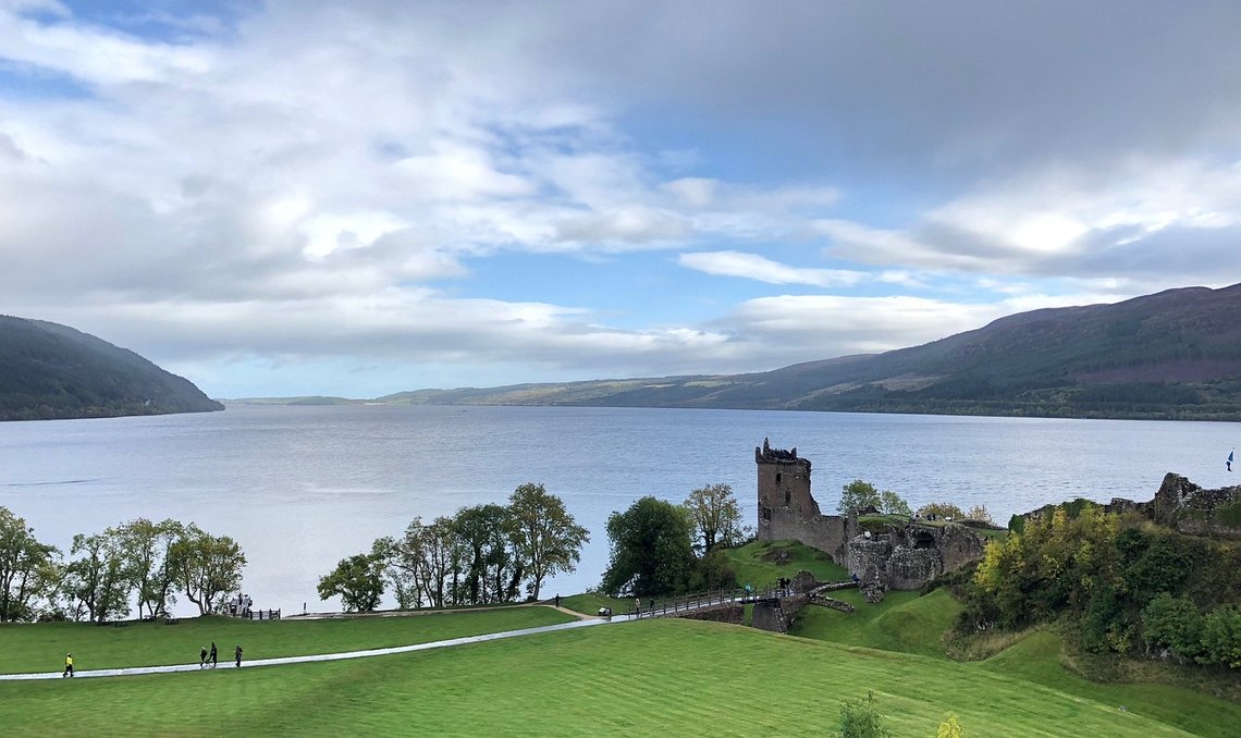 Loch Ness i Skottland, arkivbilde fra Pixabay. Loch Ness i Skottland, arkivbilde fra Pixabay.
