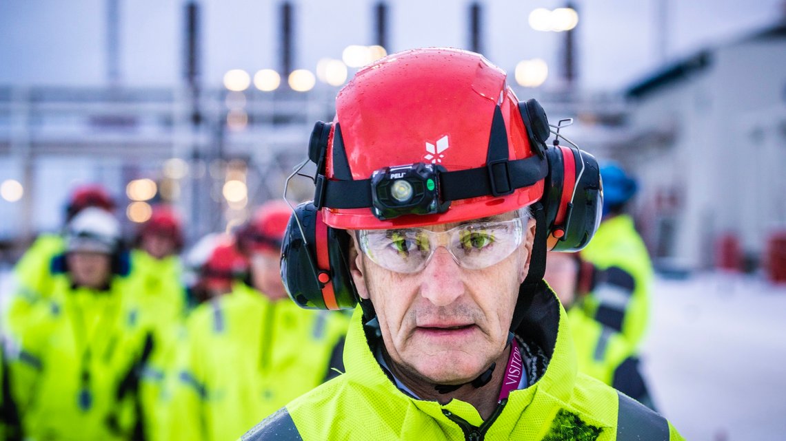 Hammerfest 20230131.
Statsminister Jonas Gahr Støre (Ap) besøker Equinors anlegg på Melkøya utenfor Hammerfest. Emneord: Equinor, gass, LNG, elektrifisering.
Foto: Ole Berg-Rusten / NTB Hammerfest 20230131.
Statsminister Jonas Gahr Støre (Ap) besøker Equinors anlegg på Melkøya utenfor Hammerfest. Emneord: Equinor, gass, LNG, elektrifisering.
Foto: Ole Berg-Rusten / NTB