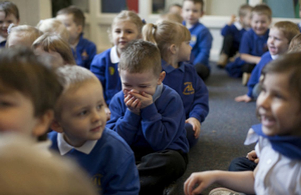Britiske skolebarn ned i fem års alder skal lære om kritisk raseteori og hvite privilegier. Foto: Gov.uk Britiske skolebarn ned i fem års alder skal lære om kritisk raseteori og hvite privilegier. Foto: Gov.uk