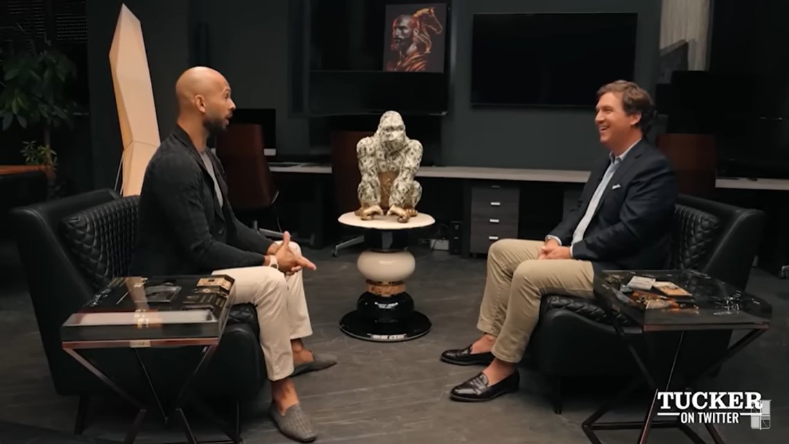Tucker Carlson intervjuet Andrew Tate for noen uker siden. Stillbilde video/ Twitter Tucker Carlson intervjuet Andrew Tate for noen uker siden. Stillbilde video/ Twitter