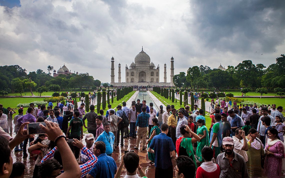 Taj Mahal, mausoleet den femte mughal-herskeren Shah Jahan bygget til sin favorittkone, Mumtaz Mahal. Han fant også plass for seg selv i mausoleet. Foto: Arnt Jensvoll / Document Taj Mahal, mausoleet den femte mughal-herskeren Shah Jahan bygget til sin favorittkone, Mumtaz Mahal. Han fant også plass for seg selv i mausoleet. Foto: Arnt Jensvoll / Document