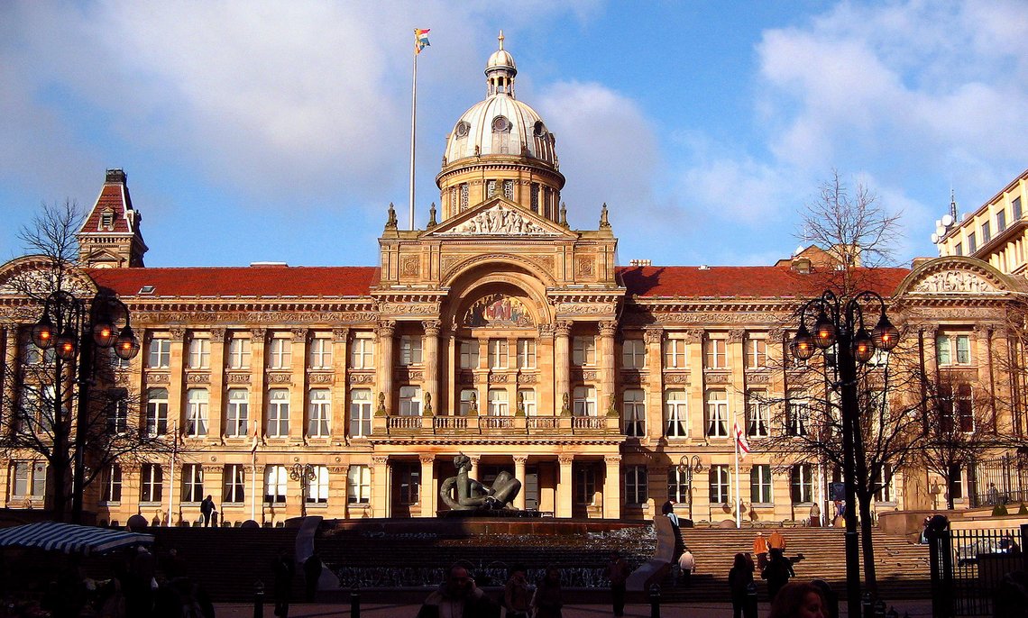 Byrådet i Birmingham har erklært seksjon 114, som i praksis vil si at byen er konkurs. Bildet viser Birmingham Council House. Foto: Wikipedia Byrådet i Birmingham har erklært seksjon 114, som i praksis vil si at byen er konkurs. Bildet viser Birmingham Council House. Foto: Wikipedia