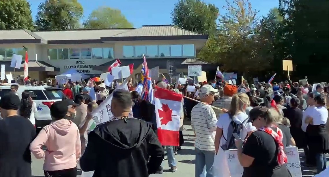20. september ble «Million Person March» arrangert over hele Canada mot LHBTQ-propaganda i skolen. Videoklipp fra Twitter 20. september ble «Million Person March» arrangert over hele Canada mot LHBTQ-propaganda i skolen. Videoklipp fra Twitter