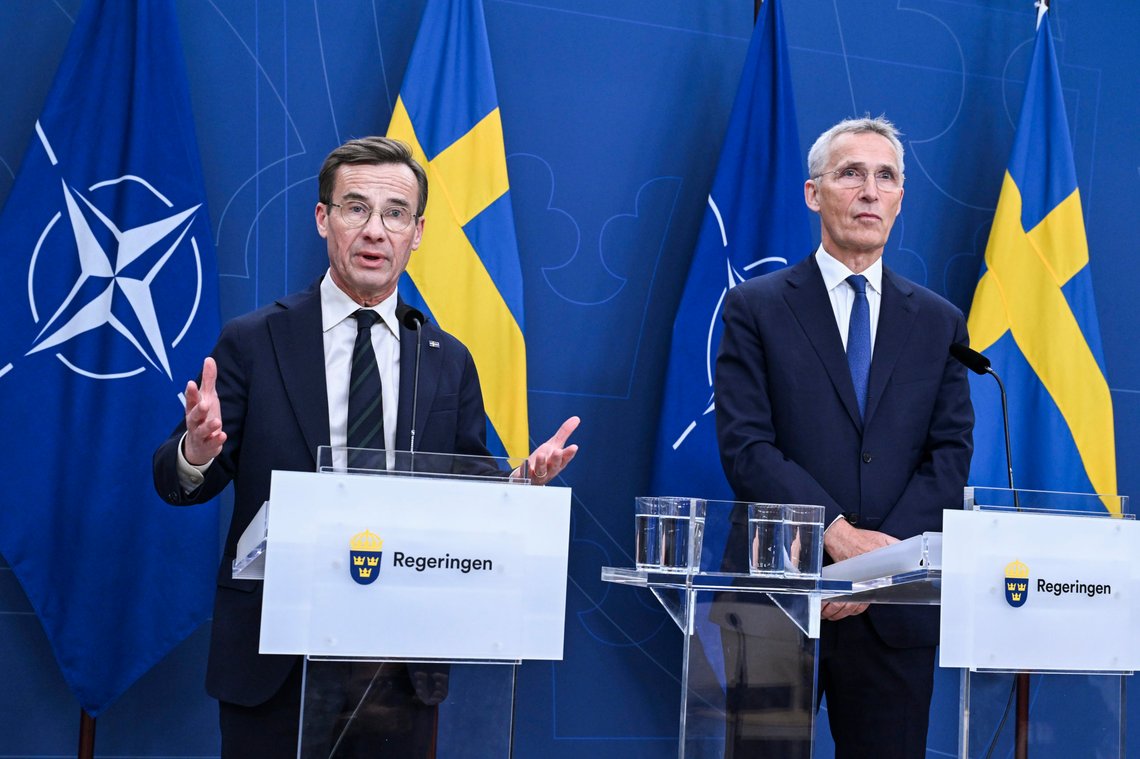 Ulf Kristersson og Jens Stoltenberg. Foto: Jonas Ekströmer/TT News Agency via AP Ulf Kristersson og Jens Stoltenberg. Foto: Jonas Ekströmer/TT News Agency via AP