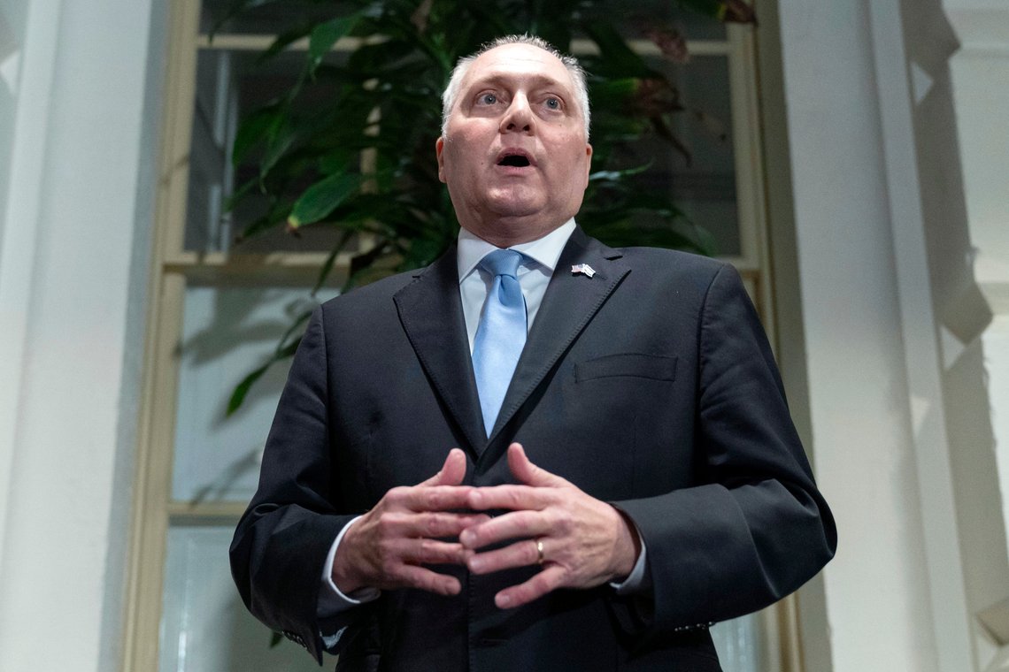 Steve Scalise trekker seg som kandidat til speaker for Representantenes hus. Foto: AP/Jose Luis Magana Steve Scalise trekker seg som kandidat til speaker for Representantenes hus. Foto: AP/Jose Luis Magana