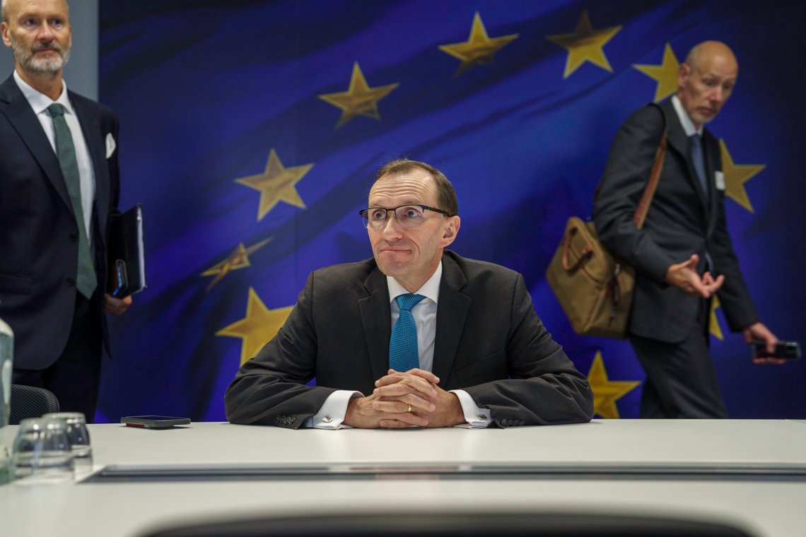 Brussel, Belgia 20231027.
Utenriksminister Espen Barth Eide møter EU-kommissær for humanitær bistand og krisehåndtering Janez Lenarčič.
Foto: Cornelius Poppe / NTB Brussel, Belgia 20231027.
Utenriksminister Espen Barth Eide møter EU-kommissær for humanitær bistand og krisehåndtering Janez Lenarčič.
Foto: Cornelius Poppe / NTB