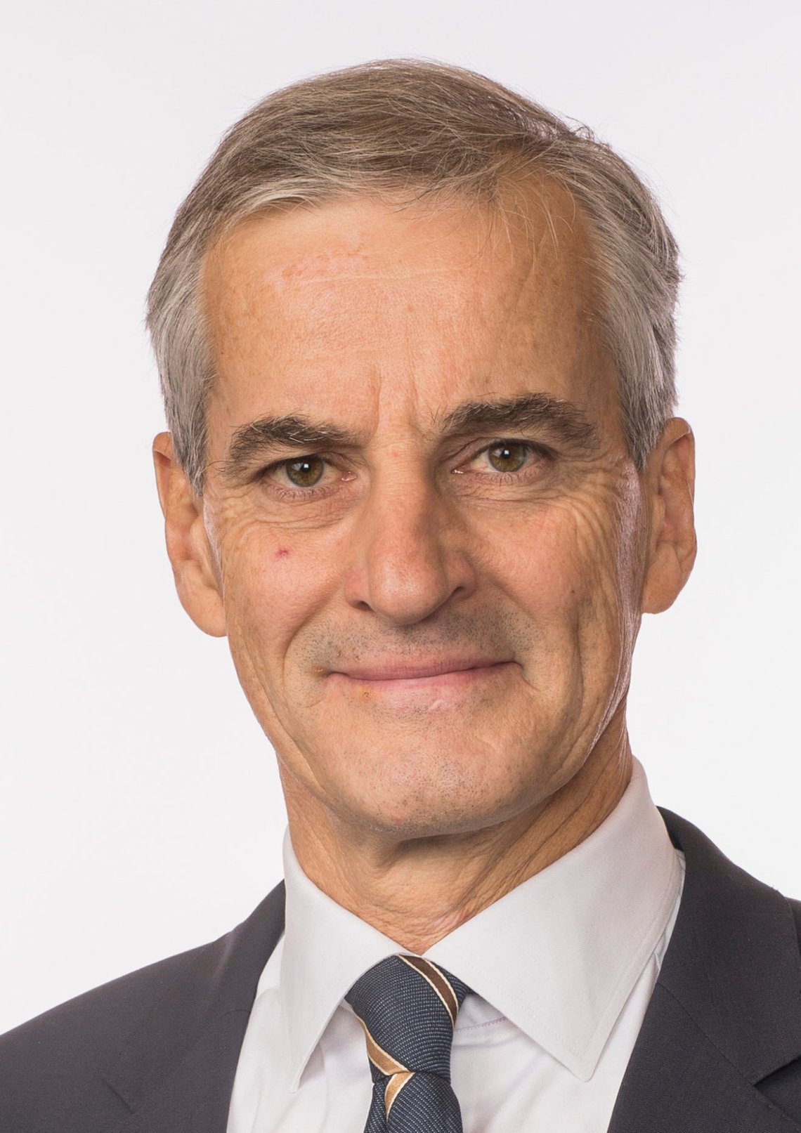 Statsminister Jonas Gahr Støre (Ap), bilde fra Stortinget.no. Statsminister Jonas Gahr Støre (Ap), bilde fra Stortinget.no.