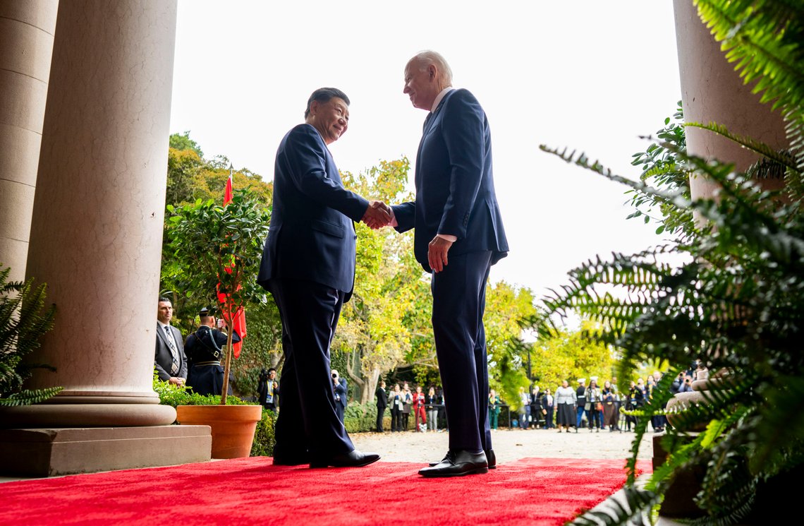 Joe Biden og Xi Jinping møttes 15. november i forbindelse med Apec-møtet i San Francisco. Foto: Doug Mills/ New York Times / AP/ NTB Joe Biden og Xi Jinping møttes 15. november i forbindelse med Apec-møtet i San Francisco. Foto: Doug Mills/ New York Times / AP/ NTB