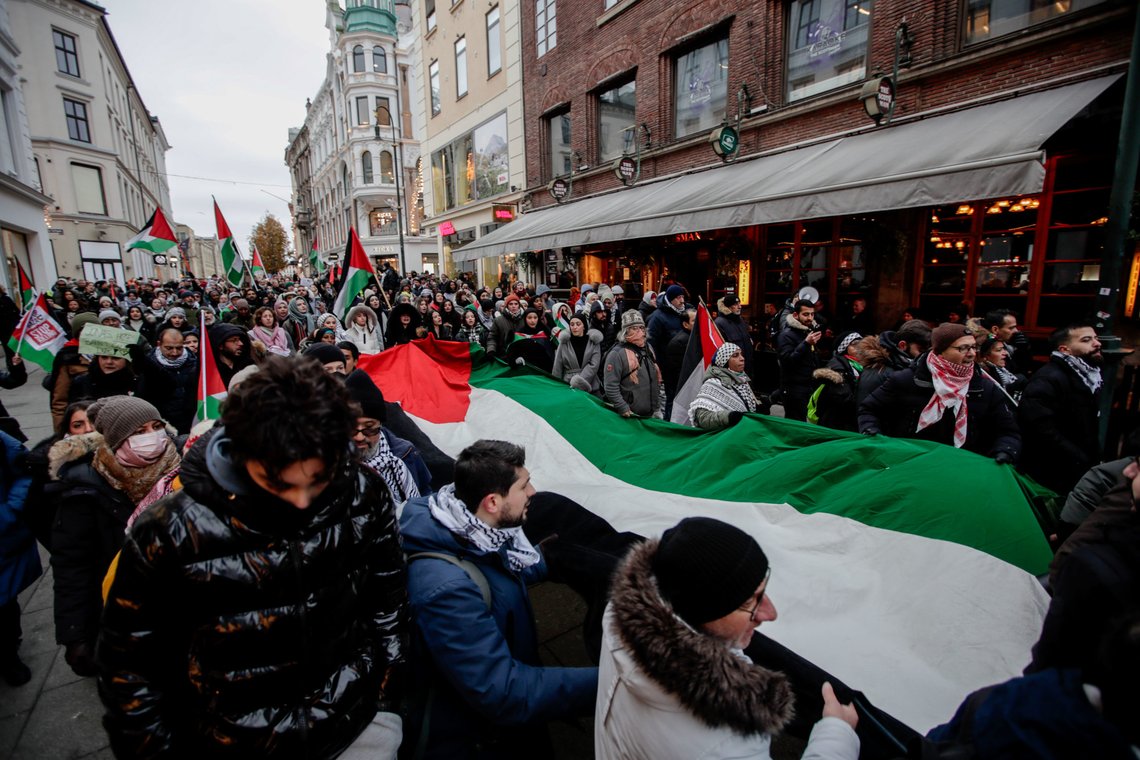 Pro-palestinske demonstrasjoner i Oslo er et symbol på det nye norske «vi». Foto: Emilie Holtet / NTB Pro-palestinske demonstrasjoner i Oslo er et symbol på det nye norske «vi». Foto: Emilie Holtet / NTB