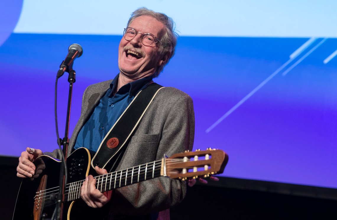 Øystein Sunde slik det norske folk kjenner ham.
Foto: Vidar Ruud / NTB Øystein Sunde slik det norske folk kjenner ham.
Foto: Vidar Ruud / NTB