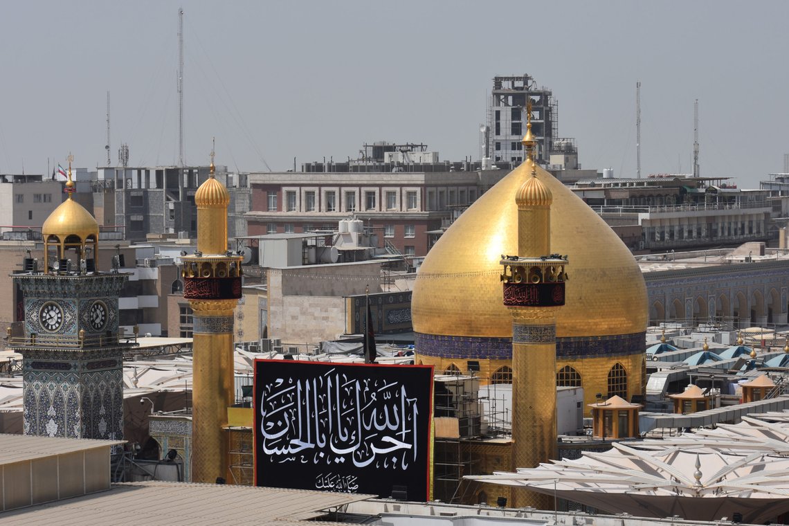 Bildet viser Imam Ali-moskeen i Najaf i Irak. Man finner nå det samme i Tyskland og Sverige, med god støtte fra Iran. Foto: Goudarz memar/ Own work, CC BY-SA 4.0/ Wikimedia Commons Bildet viser Imam Ali-moskeen i Najaf i Irak. Man finner nå det samme i Tyskland og Sverige, med god støtte fra Iran. Foto: Goudarz memar/ Own work, CC BY-SA 4.0/ Wikimedia Commons