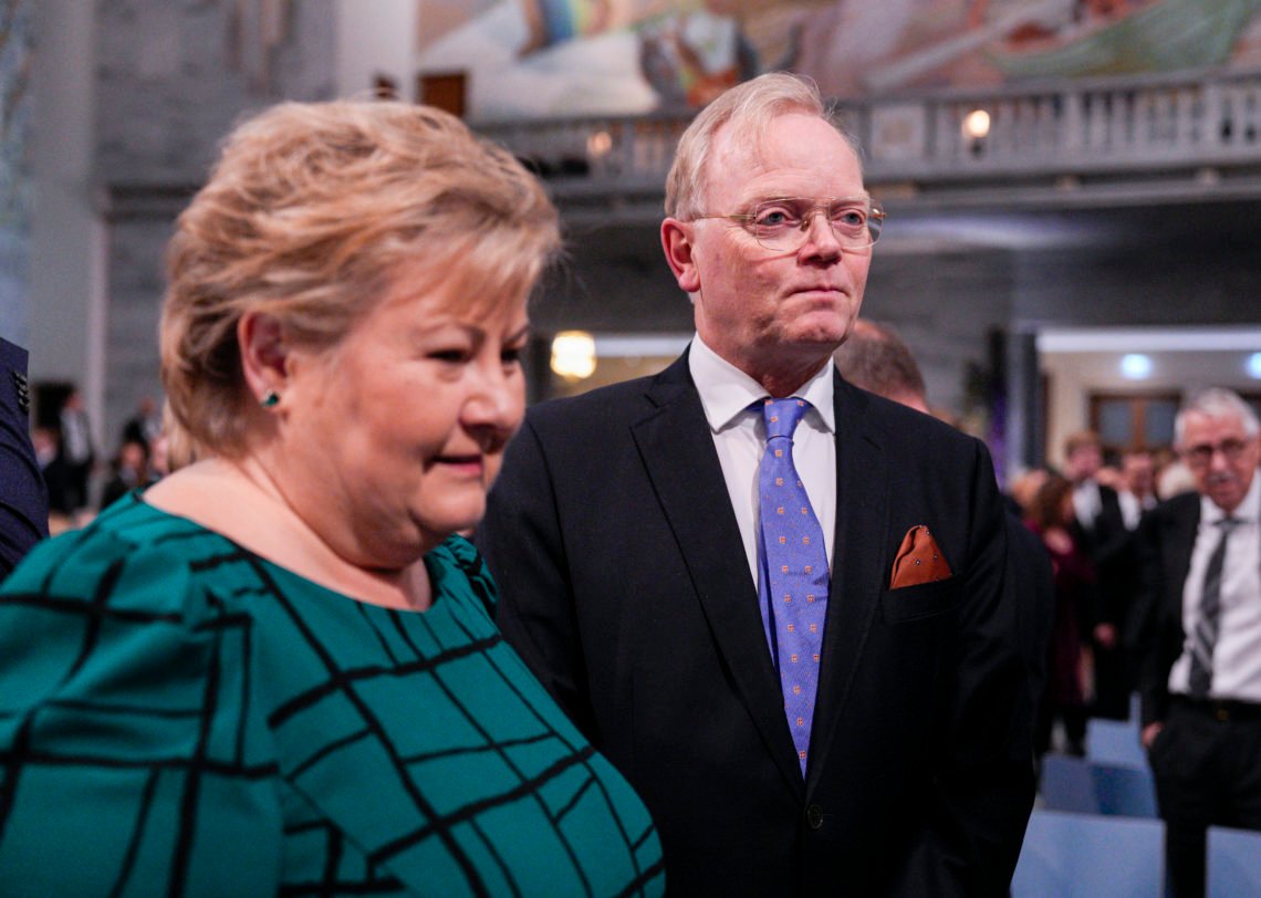Kontrollkomiteen vil ha nye svar på hva som skjedde med dokumenter knyttet til Erna Solbergs ektemann Sindre Finnes. Foto: Javad Parsa / NTB Kontrollkomiteen vil ha nye svar på hva som skjedde med dokumenter knyttet til Erna Solbergs ektemann Sindre Finnes. Foto: Javad Parsa / NTB