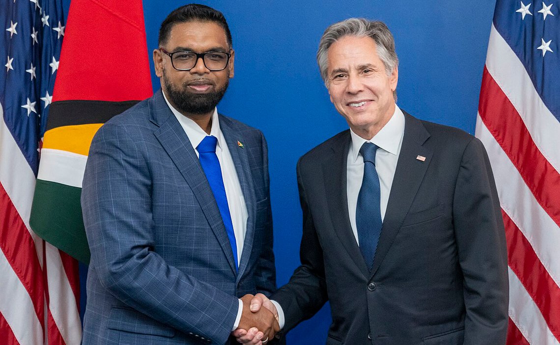 I en telefonsamtale onsdag med Guyanas president Irfaan Ali bekreftet USAs utenriksminister Antony Blinken USAs «urokkelige støtte til Guyanas suverenitet». Foto: Ron Przysucha, US Dept of State, Wikipedia Commons I en telefonsamtale onsdag med Guyanas president Irfaan Ali bekreftet USAs utenriksminister Antony Blinken USAs «urokkelige støtte til Guyanas suverenitet». Foto: Ron Przysucha, US Dept of State, Wikipedia Commons