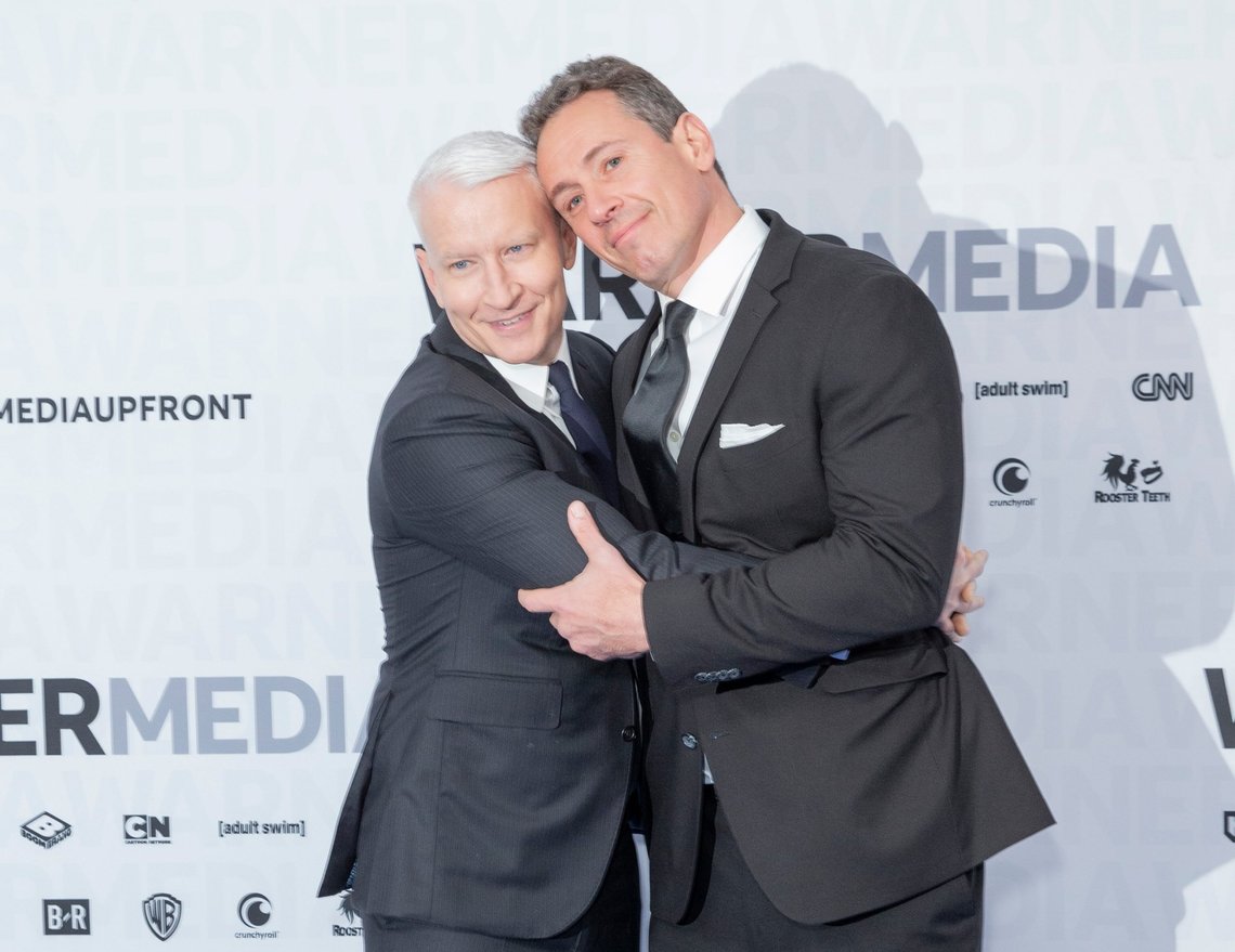 New York, NY - May 15, 2019: Anderson Cooper and Chris Cuomo attend WarnerMedia Upfront 2019 arrivals outside of The Theater at Madison Square Garden. Photo: Shutterstock by Lev Radin, United States. Bildet er fra CNNs "heyday" - nyhetskanalen kjent som Trumps verste fiende. New York, NY - May 15, 2019: Anderson Cooper and Chris Cuomo attend WarnerMedia Upfront 2019 arrivals outside of The Theater at Madison Square Garden. Photo: Shutterstock by Lev Radin, United States. Bildet er fra CNNs "heyday" - nyhetskanalen kjent som Trumps verste fiende.