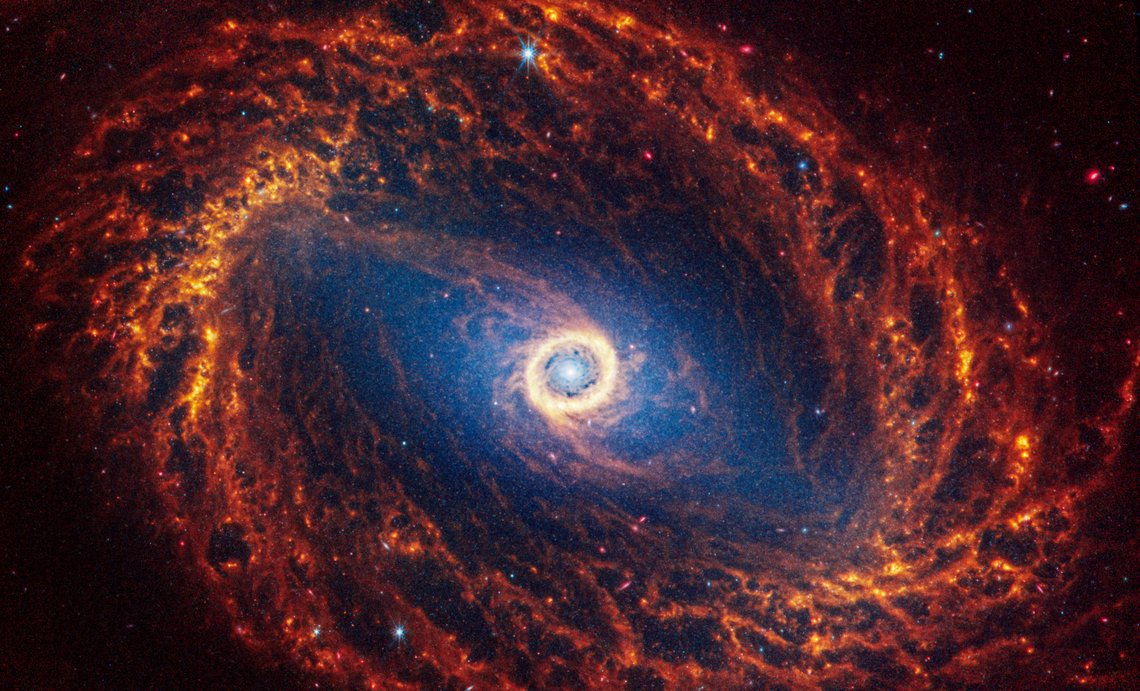 Oslo 20240129.
Bilde tatt med Webb-teleskopet, av NGC 1512 viser en spiralgalakse.
Foto: NASA / NTB Oslo 20240129.
Bilde tatt med Webb-teleskopet, av NGC 1512 viser en spiralgalakse.
Foto: NASA / NTB