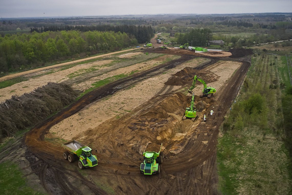 Nordic Wast tok i 2021 imot jord fra de såkalte minkgravene i Felding i Midtjylland. Arkivfoto: Mikkel Berg Pedersen / Ritzau Scanpix / NTB Nordic Wast tok i 2021 imot jord fra de såkalte minkgravene i Felding i Midtjylland. Arkivfoto: Mikkel Berg Pedersen / Ritzau Scanpix / NTB