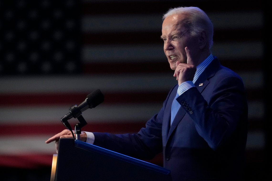 President Joe Biden lover å stille de som sto bak til ansvar etter angrepet mot en amerikansk utpost i Jordan som drepte tre amerikanske soldater og såret «mange». Foto: Jacquelyn Martin / AP / NTB President Joe Biden lover å stille de som sto bak til ansvar etter angrepet mot en amerikansk utpost i Jordan som drepte tre amerikanske soldater og såret «mange». Foto: Jacquelyn Martin / AP / NTB