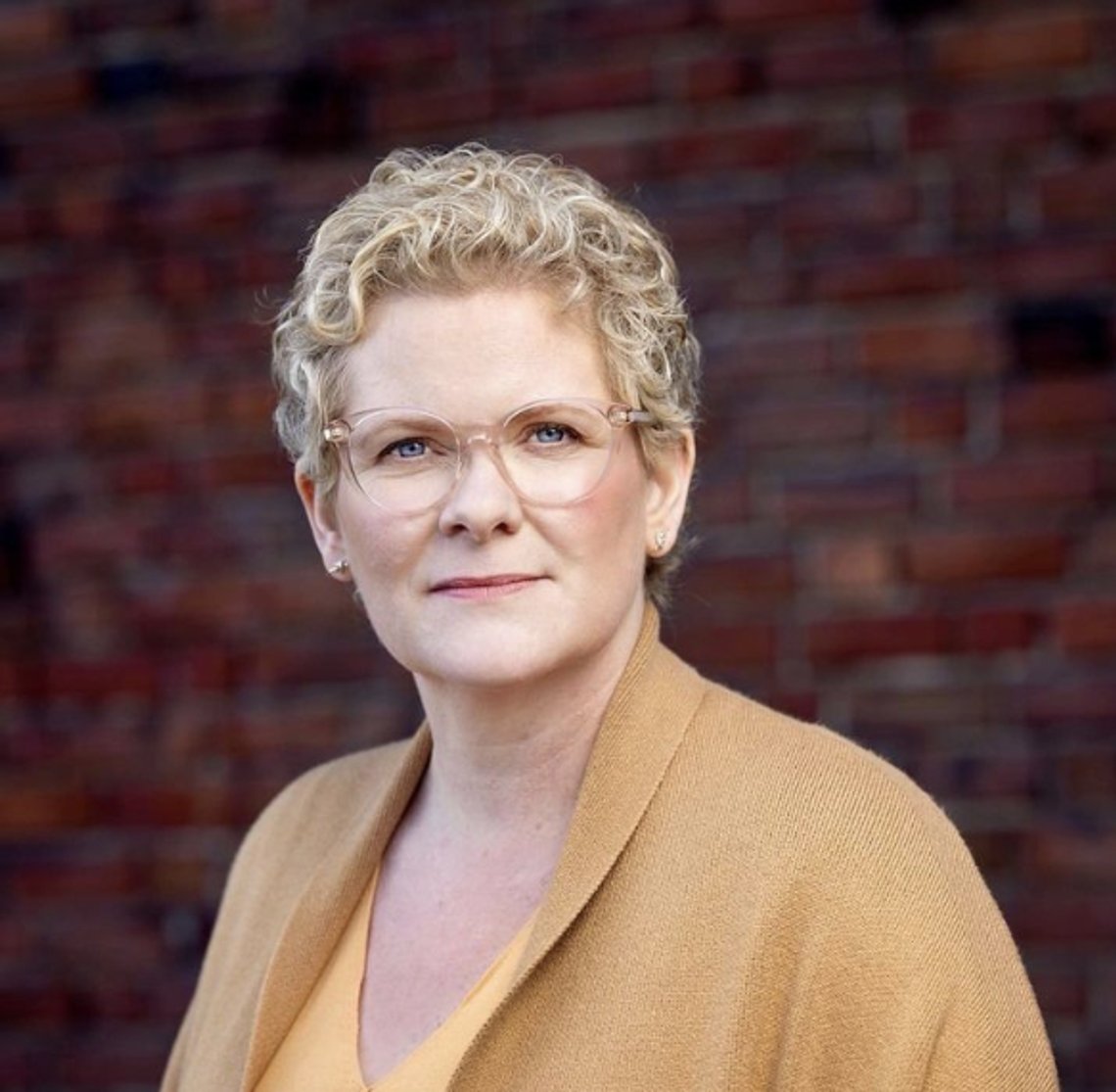 Stockholms borgermester Karin Wanngård (S) vil tvinge svenske barn i villastrøk til å integrere seg med innvandrere fra utsatte områder. Foto: Instagram/ Wanngård Stockholms borgermester Karin Wanngård (S) vil tvinge svenske barn i villastrøk til å integrere seg med innvandrere fra utsatte områder. Foto: Instagram/ Wanngård