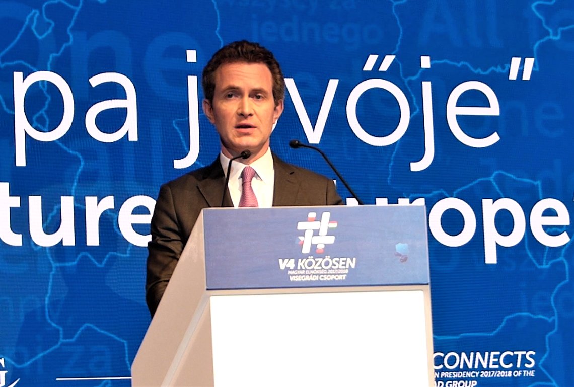 Keynote presentation: Douglas Murray, journalist, editor, author of “The Strange Death of Europe: Immigration, Identity, Islam”, United Kingdom: The migrant crisis of 2015 and its ongoing effects. The Future of Europe international conference. The 23rd of May, 2018. Polgári Magyarországért Alapítvány, XXI. Század Intézet, V4 Connects. Várkert Bazár, Budapest, Hungary, Central Europe. Photo: Wikimedia Commons by Elekes Andor. Keynote presentation: Douglas Murray, journalist, editor, author of “The Strange Death of Europe: Immigration, Identity, Islam”, United Kingdom: The migrant crisis of 2015 and its ongoing effects. The Future of Europe international conference. The 23rd of May, 2018. Polgári Magyarországért Alapítvány, XXI. Század Intézet, V4 Connects. Várkert Bazár, Budapest, Hungary, Central Europe. Photo: Wikimedia Commons by Elekes Andor.