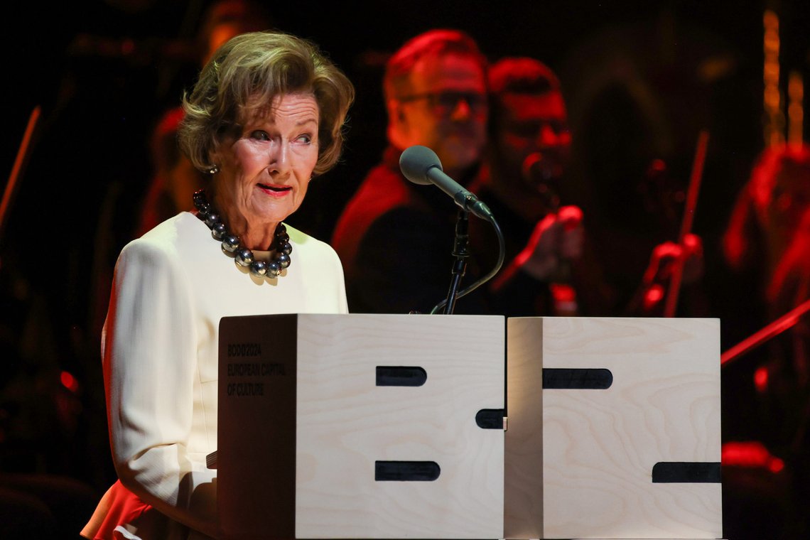 Dronning Sonja foretok den offisielle åpningen av Bodø 2024 – Europeisk kulturhovedstad. Foto: Jan Langhaug / NTB Dronning Sonja foretok den offisielle åpningen av Bodø 2024 – Europeisk kulturhovedstad. Foto: Jan Langhaug / NTB