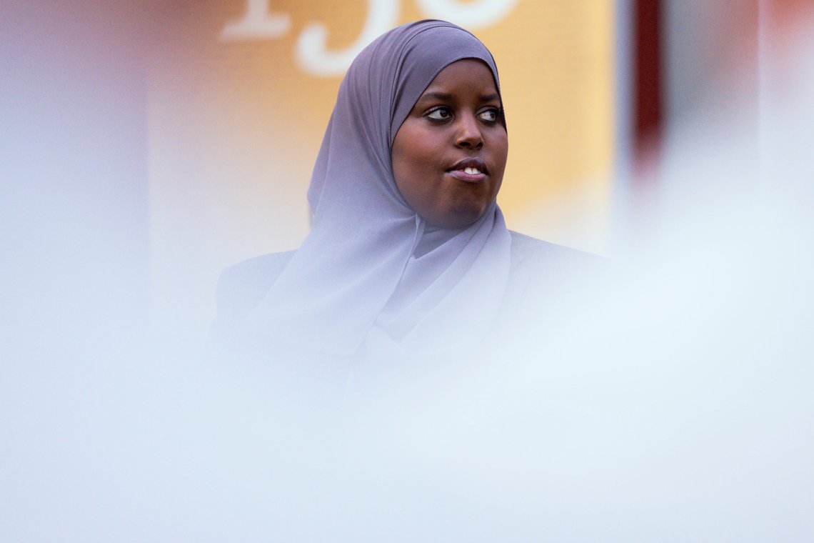 Forfatter Sumaya Jirde Ali.
Foto: Beate Oma Dahle / NTB Forfatter Sumaya Jirde Ali.
Foto: Beate Oma Dahle / NTB
