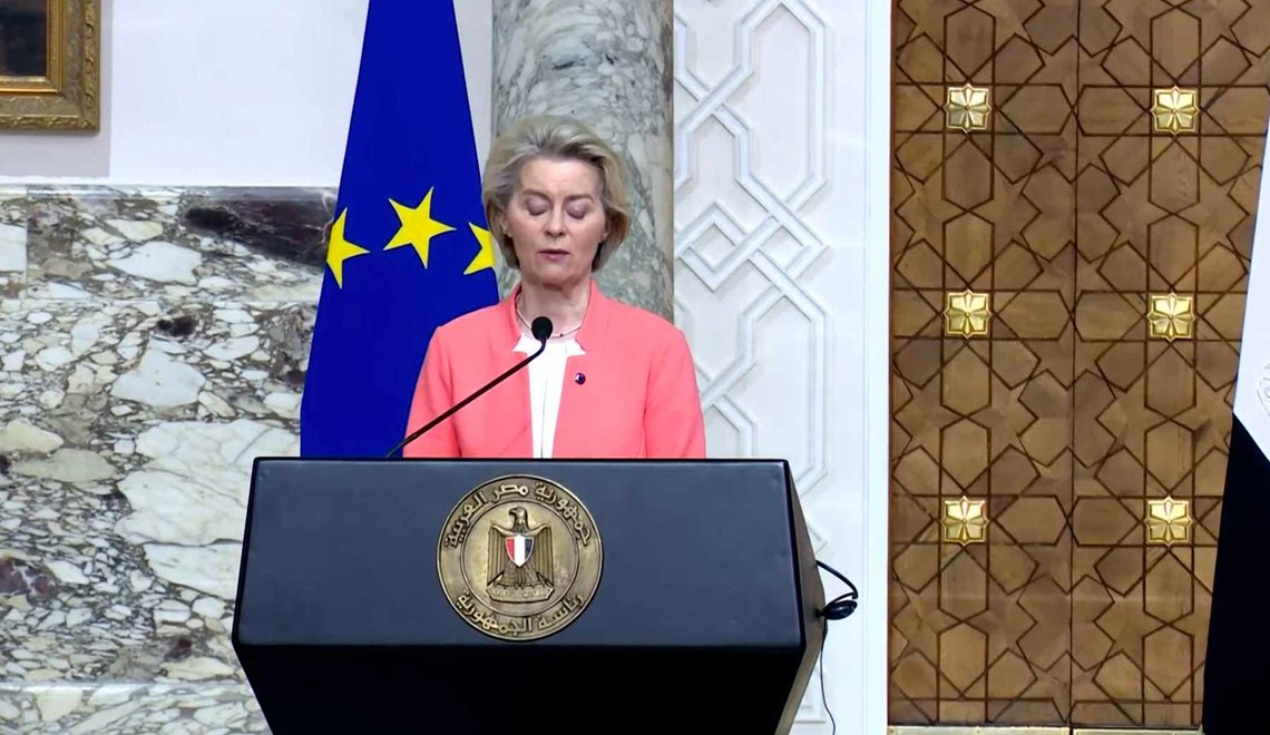 EU-kommisjonens president Ursula von der Leyen i Kairo under kunngjøringen av hjelpepakken fra EU. (Foto: EU-kommisjonen) Ursula von der Leyen i Kairo