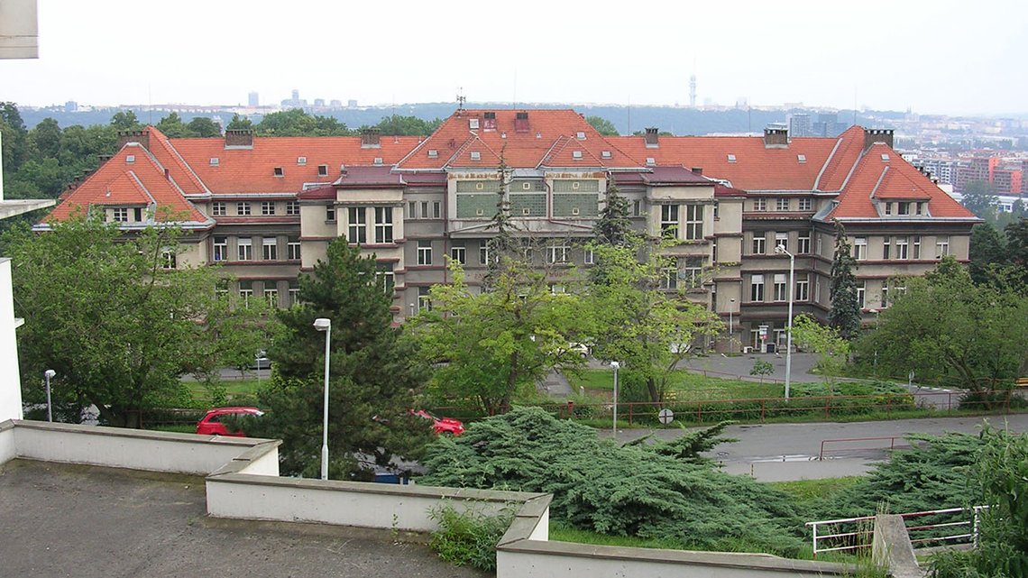 Fra Universitetssykehuset Bulovka i den tsjekkiske hovedstaden Praha. Foto: cs:ŠJů, Wikimedia Commons CC BY-SA 3.0 DEED Fra Universitetssykehuset Bulovka i den tsjekkiske hovedstaden Praha. Foto: cs:ŠJů, Wikimedia Commons CC BY-SA 3.0 DEED