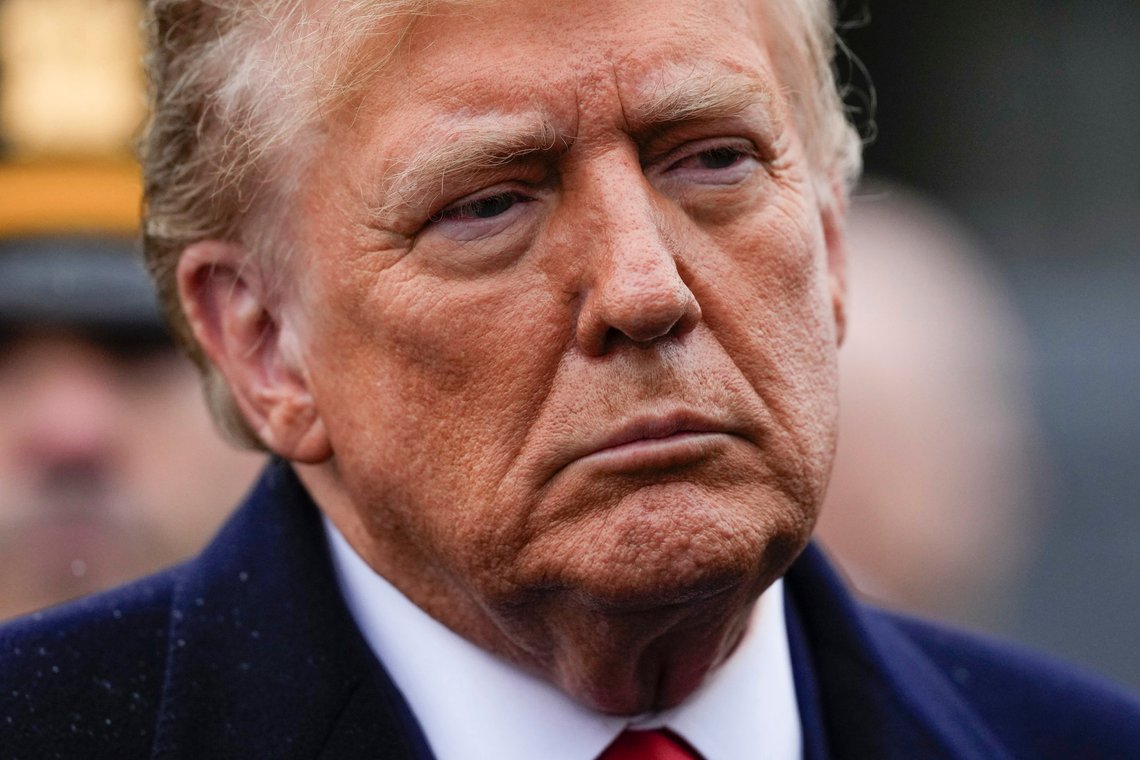 HELL TO PAY: Donald Trump forlanger at gislene løslates. Hvis ikke blir det heftige konsekvenser for Midtøsten. (AP Photo/Frank Franklin II) HELL TO PAY: Donald Trump forlanger at gislene løslates. Hvis ikke blir det heftige konsekvenser for Midtøsten. (AP Photo/Frank Franklin II)