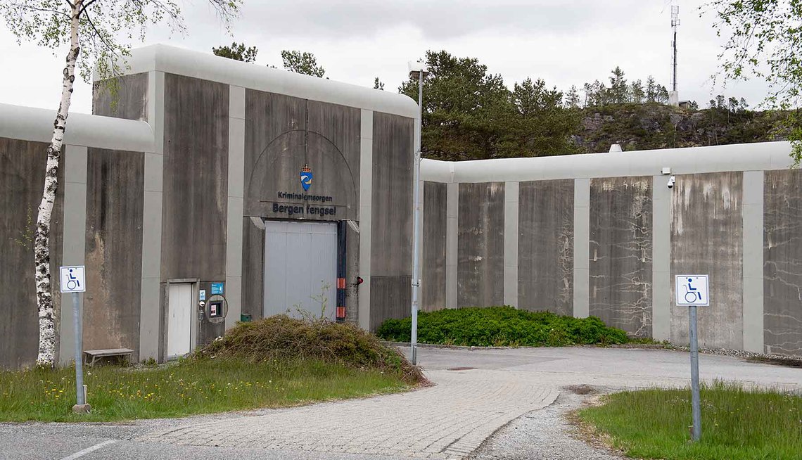 Bergen fengsel blir etter alt å dømme soingssted for en mann i 20-årene som er dømt for voldtekt av en mindreårig. (Foto: NTB/Marit Hommedal) Bergen fengsel